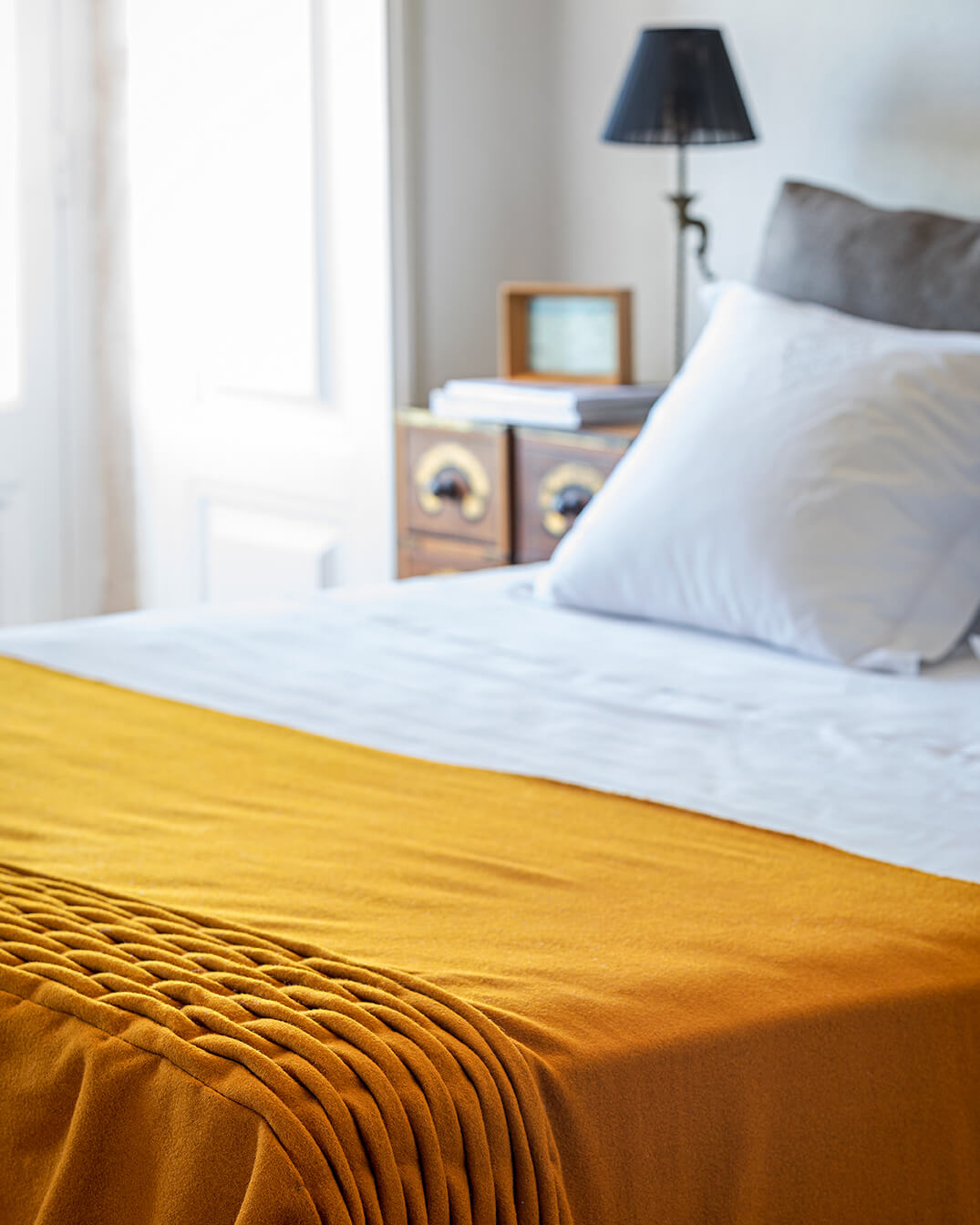 Fundo de Cama Fragas